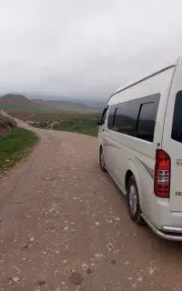 ون اجاره‌ای سفرهای درون شهری و بیرون شهر