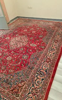 فرش دستبافت کارکرده دوعدد نقش لاکی