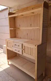 نجار.آلاچیق کلبه،تخت سنتی تختخواب،میزکانترکافه بار