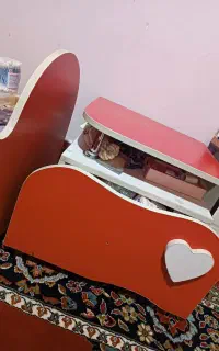 فروش تخت خواب و پاتختی بچه
