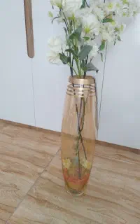 گلدان شیشه ای