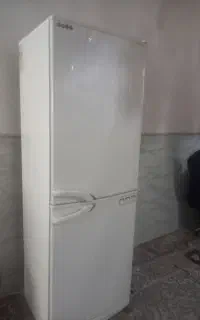 یخچال گلستان در حد نو