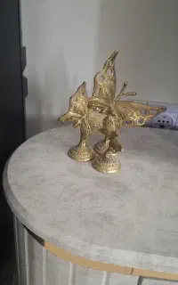 پروانه و عقاب برنجی