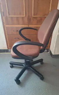 صندلی گردان