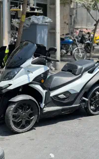 موتور کوادرو ۴۰۰ کویر سویسی