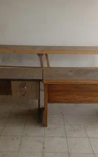 سه عدد میز