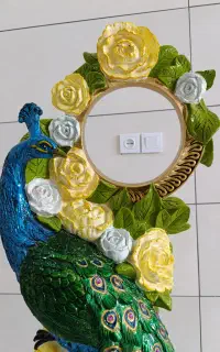 ساعت ایستاده طاووس