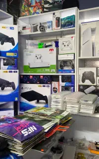 کنسول بازی خرید داریم همه مدل ps4/ps5/xbox