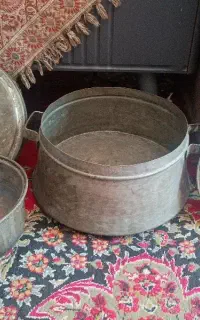 ۲ تا دیگ مسی عتیقه
