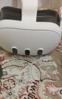 عینک واقعیت مجازی متا کوئست ۳