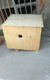قفس چوبی و حمل وسایل بادوام مرغ خروس