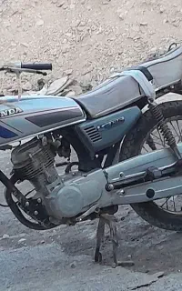 موتور سیکلت مدرک دار