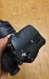 دوربین فول‌فریم سونی Sony A7SII