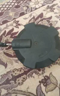 در باک منبع گازوئیل تریلی سالم و در حد نو با کلید