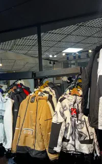 لباس و کاپشن اسکی اکبند مردانه و زنانه