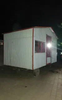 کانکس چرخدار ۳در۵ تمیز