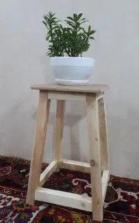 چهارپایه چوبی