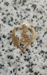 پلاک طلا 100بالای تابلو