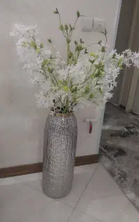 گل با گلدان