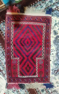 دو عدد قالیچه طرح سجاده