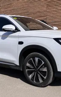 بی وای دی سانگ پلاس چشم خدا