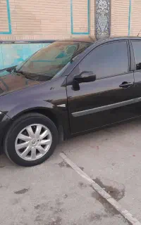مگان اتومات ۲۰۰۰