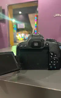 دوربین کنون ۸۰۰ d