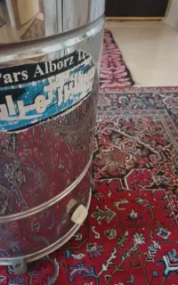 کهنه شور با موتور بزرگ مسی