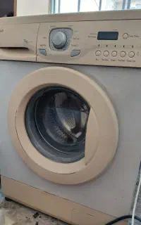 ماشین لباسشویی  ۷ کیلویی ال جی  اتومات