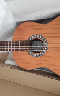 فروش گیتار نو درجه یک
