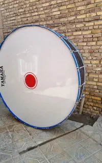 طبل ۲ متری