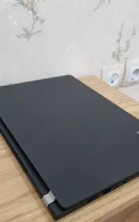 لپ تاپ Acer travelmate پردازنده i5 نسل ۱۰ رم ۸