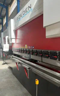 دستگاه پرس برک CNC