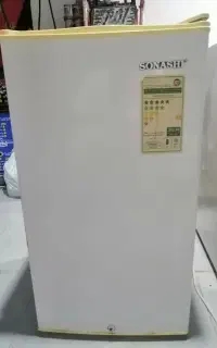 فروش یخچال هتلی 2عدد