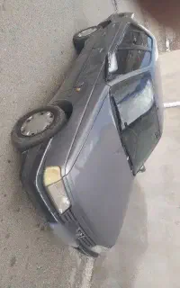 پژو 2000