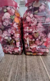 سفارشات ترشی پذیرفته میشود