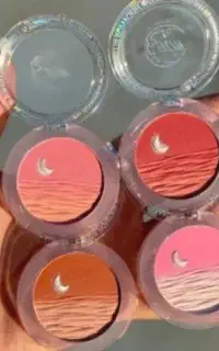 رژگونه ماه