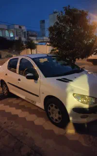۲۰۶ اس دی v8 کارمندی مدل ۴۰۰