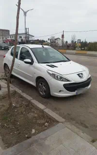 ۲۰۷ مدل ۹۶ بیرنگ بشرط سالم