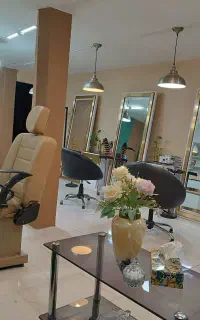 اجاره لاین و خدمات زیبایی واقع صیاد شیرازی