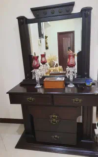 کنسول چوب