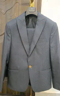 فروش یک دست کت شلوار صفر