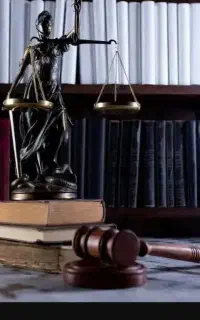 وکیل پایه یک دادگستری