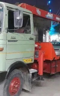 جرثقیل خاور