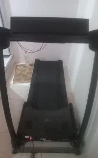 تردمیل تی ۲۱۰