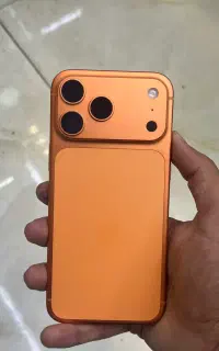 iPhone 17 pro max لا زر ورق