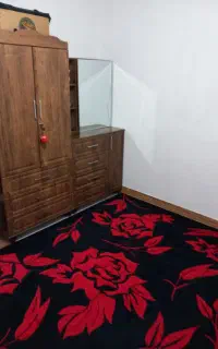 فرش 6متری مشکی وقرمز