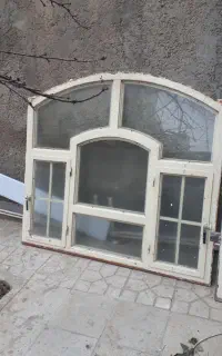 در و پنجره آهنی