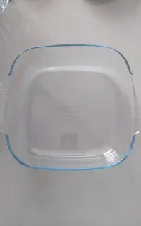 ظرف پیرکس فرانسوی