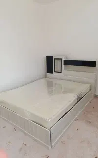 تخت دو نفره